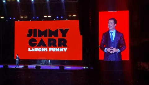 Jimmy Carr - i dalje britak, provokativan i bez zadr&scaron;ke