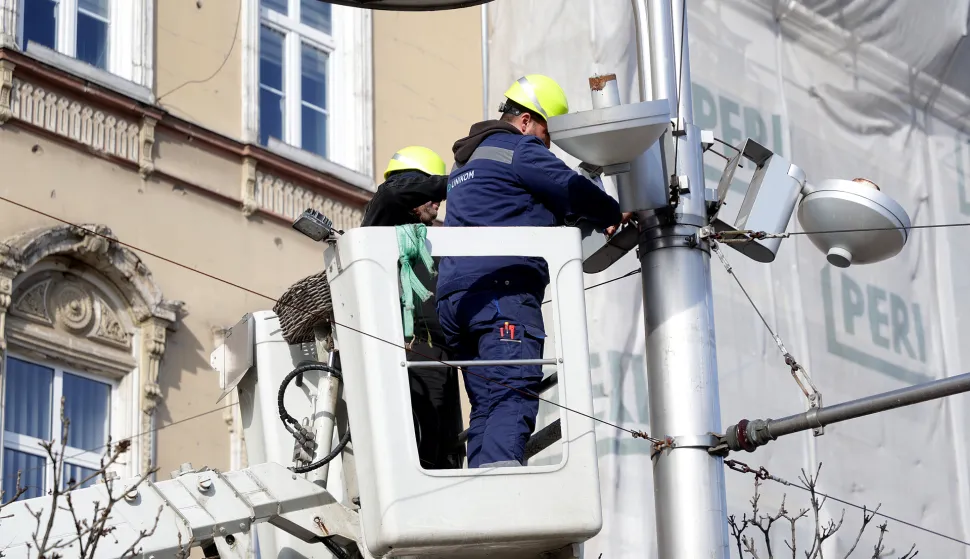 Osijek, 06. 02. 2026., slobodnjak, slobodnjaci, javna rasvjeta, struja, električna energija, zamjena ulične rasvjete, HEP, bez struje, ilustracijaSNIMIO BRUNO JOBST