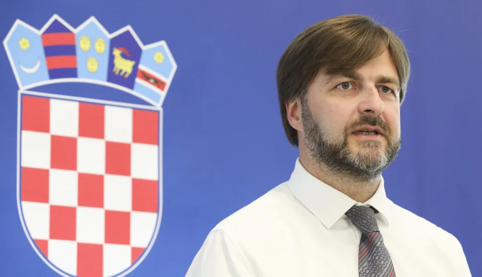 Zagreb, 08.06.2026. - U Ministarstvu financija održani su sastanci s predstavnicima Hrvatske obrtničke komore (HOK), Udruge Glas poduzetnika (UGP) i povezanih inicijativa. Ministar financija Tomislav Ćorić dao je izjavu medijima nakon sastanaka. foto HINA/ Lana SLIVAR DOMINIĆ/ lsd