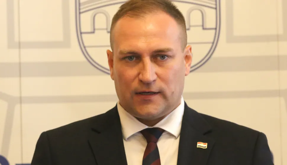 Osijek, 31. 07. 2026, Županijska 4, Ministar David Vlajčić, sastanak o Afričkoj svinjskoj kugi, ASK. Ministar, David Vlajčić.snimio GOJKO MITIĆ