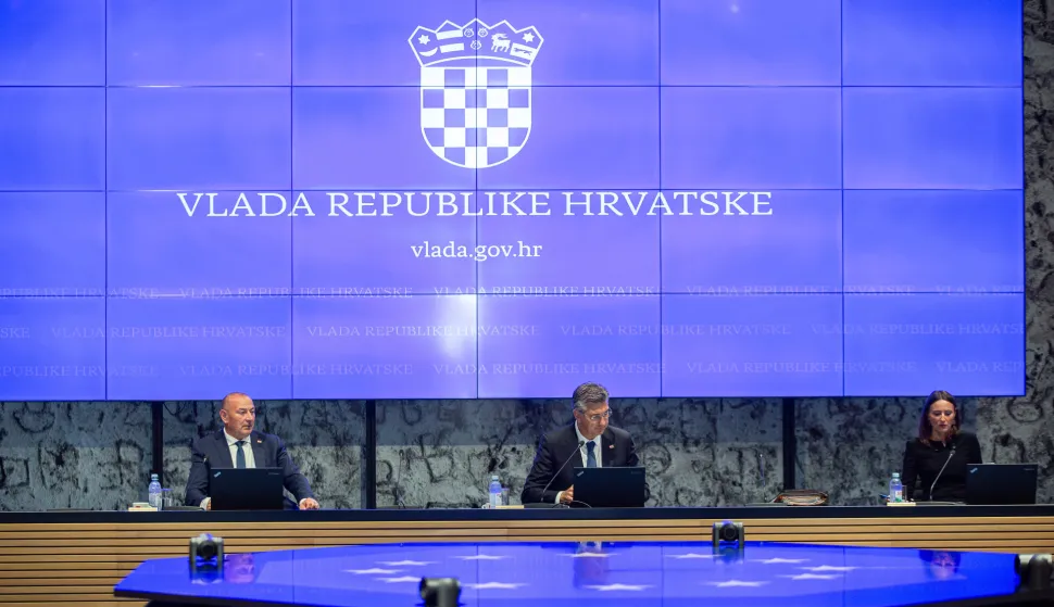 Zagreb, 30.07.2026.- 190. Sjednica Vlade RH.Na fotografiji Tomo Medved, Andrej Plenović.foto HINA/ Luka &Scaron;ANGULIN/ l&scaron;