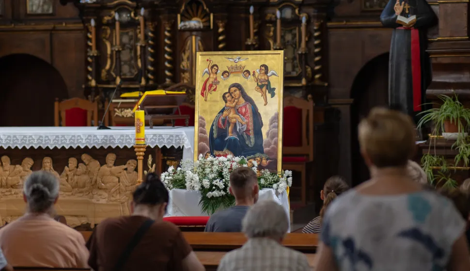 Osijek, 1. 8. 2026., Blagoslov ikone Gospe od Anđela u sklopu proslave Porciunkule, Kapucinski samostan Sv. JakovaPorciunkula; Gospa od Anđela; ikona Gospe; blagoslov; blagdan; samostan; kapucinski samostan