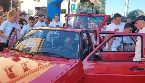 Obaranje Guinnessovog rekodra u Sanskom Mostu