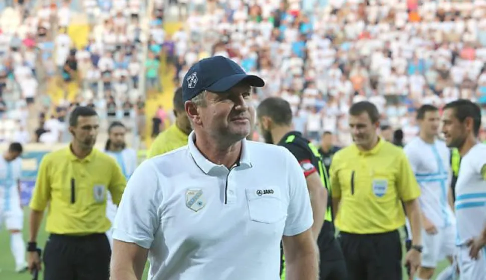 ?22.07.2016., Rijeka, stadion Rujevica - MAXtv Prva liga, 2. kolo, HNK Rijeka - NK Istra 1961. Matjaz Kek trener Rijeke. Photo: Goran Kovacic/PIXSELL------MAGAZIN, 18.STR.,KOLOR2 STUPCA!!!