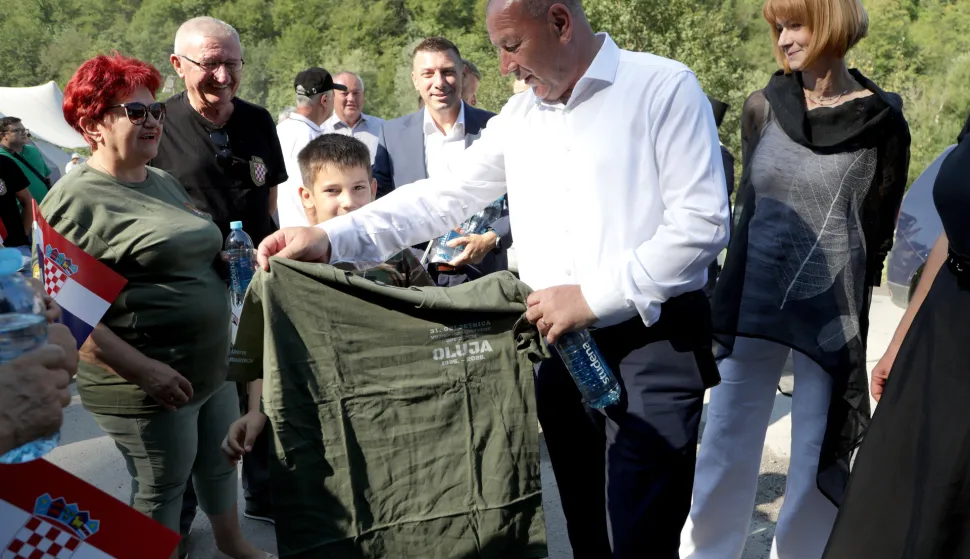 06.08.2026., Slunj - Potpredsjednik Vlade i ministar branitelja Tomo Medved nazocio je svecanosti imenovanja mosta na rijeci Mreznici u naziv ''Most 14. domobranske pukovnije Slunj''. Photo: Marko Seper/PIXSELL
