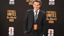 (FILES) Uruguay's former player Diego Forlan poses on the red carpet upon arrival to attend the draw for the 2026 FIFA Football World Cup taking place in the US, Canada and Mexico, at the Kennedy Center, in Washington, DC, on December 5, 2025. Diego Forlan is to take over as head coach of Uruguay?s national team and their Under-20 side, the Uruguayan Football Association (AUF) announced on August 6, 2026, less than two months after the team were knocked out in the group stage of the World Cup under Marcelo Bielsa. (Photo by Roberto SCHMIDT/AFP)