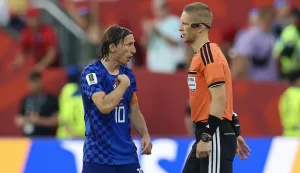 Torongo, 03.07.2026 - Utakmica 1/16 finala Svjetskog nogometnog prvenstva Portugal - Hrvatska u Torontu. Na slici Luka Modrić, glavni sudac Espen Eskas.foto HINA/ Daniel KASAP/ ds