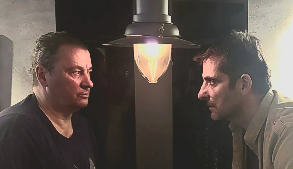 Na 35. obljetnicu jedne od najvećih tragedija Domovinskog rata, započinje snimanje kratkog igranog filma pod znakovitim naslovom "Jezik na smrt" (međunarodni naslov: "The Sentence"). Nakon uspje&scaron;nog i zapaženog dokumentarca "Časnik mirotvorac" iz 2009. godine, redatelj Dražen Bu&scaron;ić ponovno se vraća liku dr. Ivana &Scaron;retera, ali ovoga puta kroz formu napete psiholo&scaron;ke i ratne drame.