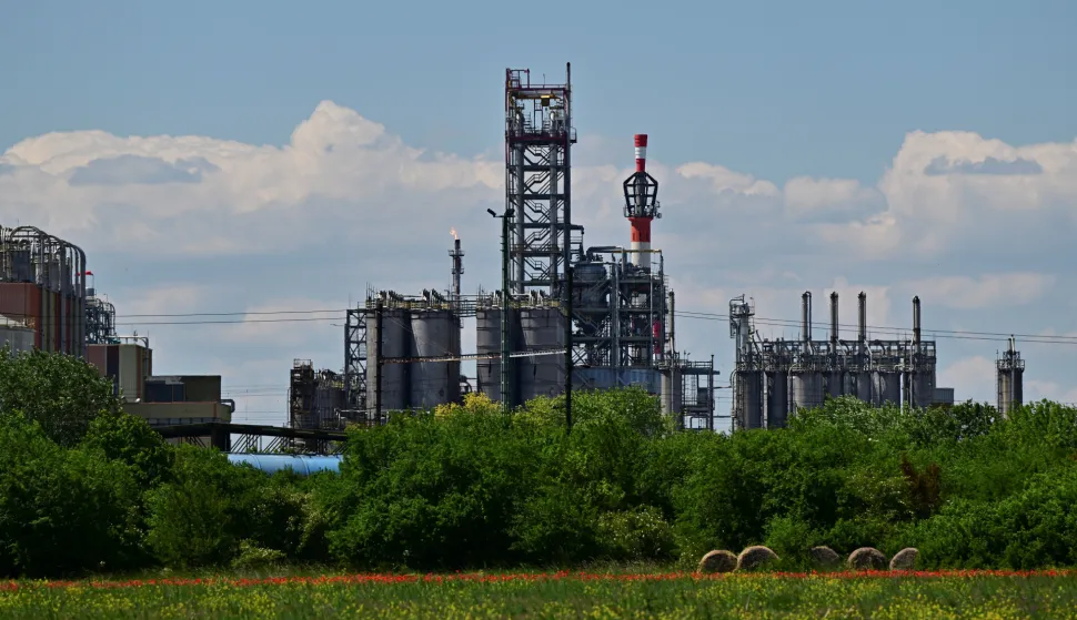 A view of the MOL petrochemical plant, where an explosion occurred, in Tiszaujvaros, Hungary, May 22, 2026. REUTERS/Marton Monus Photo: MARTON MONUS/REUTERS