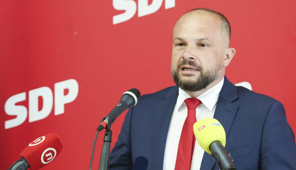 Zagreb, 13.06.2026. - Sjednica Glavnog odbora SDP-a Hrvatske.&nbsp;Na fotografiji predsjednik SDP-a Sini&scaron;a Hajda&scaron; Dončić. foto HINA/ Lana SLIVAR DOMINIĆ/ lsd