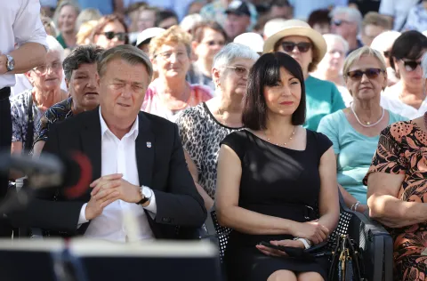 Aljma&scaron;, 15. 08. 2026., Aljma&scaron;, Velika Gospa, sveti&scaron;te, hodoča&scaron;će, Goran Ivanović; Nata&scaron;a Trami&scaron;akSNIMIO BRUNO JOBST