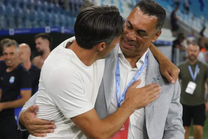 Osijek, 15. 08. 2026, Opus Arena, nogomet, SuperSport Hrvatska nogomenta liga 2026/27. Osijek - Lokomotiva. Trener Bessibe Luna Federico.i Keneth Zandvliet.snmimio GOJKO MITIĆ