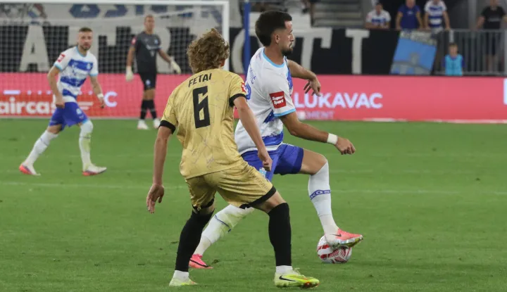 Osijek, 15. 08. 2026, Opus Arena, nogomet, SuperSport Hrvatska nogomenta liga 2026/27. Osijek - Lokomotiva. Arnen Jakupović (17).snmimio GOJKO MITIĆ