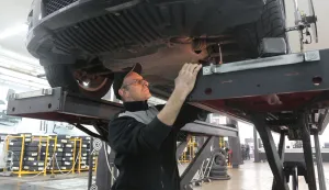 OBRTNIK, AUTOSERVIS, AUTOSERVISER