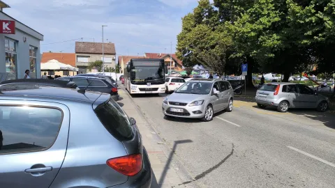 Postavljeni prvi metri asfalta u &ldquo;propaloj&rdquo; vi&scaron;njevačkoj ulici