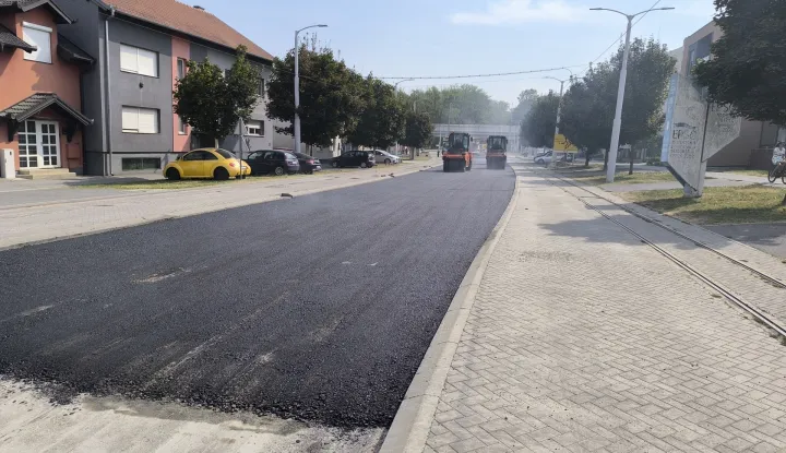Postavljeni prvi metri asfalta u &ldquo;propaloj&rdquo; vi&scaron;njevačkoj ulici
