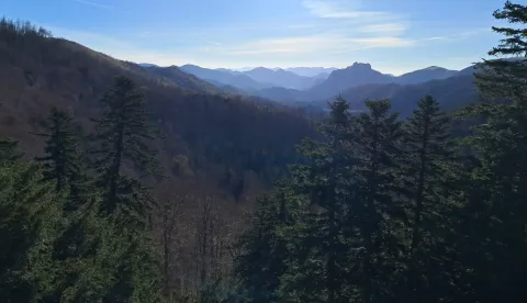 Hrvatska kontrola zračne plovidbe obavijestila je Operativni centar civilne za&scaron;tite Ravnateljstva civilne za&scaron;tite da je danas, 21. kolovoza 2026. oko 16:14 sati, izgubljen signal ultralakog zrakoplova oznake D-KWZE, koji je letio iz Če&scaron;ke prema Zadru 