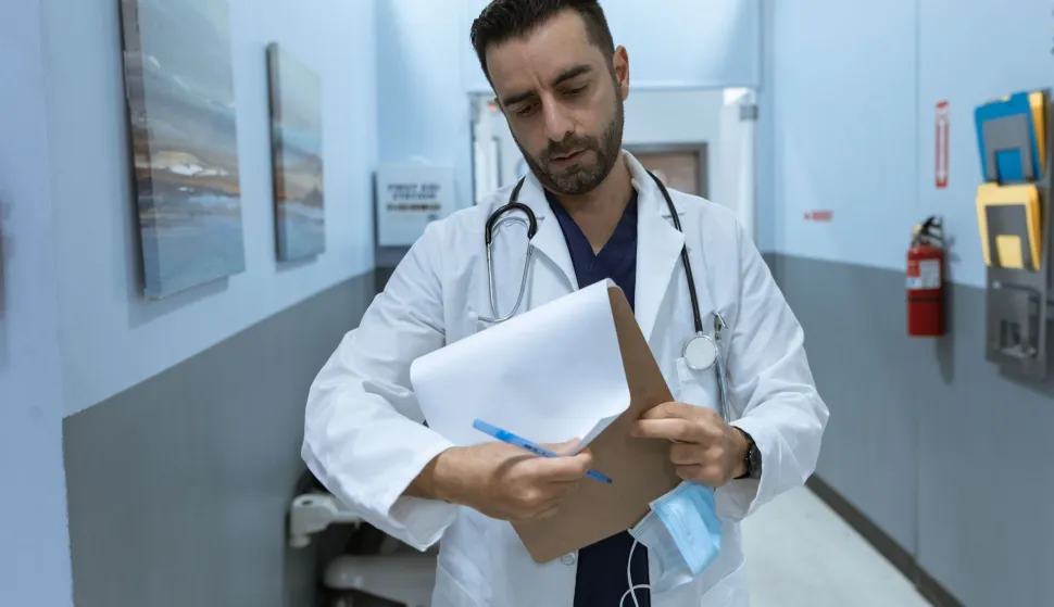 liječnik doktor specijalizant