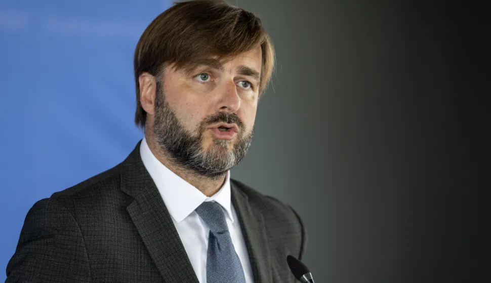 Zagreb, 27.8.2026 - Tomislav Ćorić daje izjavu za medije nakon sjednice Vlade Republike Hrvatske. Foto Hina/ Dario GRZELJ/ dag