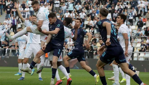 12.04.3036. Rijeka - Stadion HNK Rijeka, SuperSport HNL, 29. kolo, HNK Rijeka - NK Osijek. Ante Majstorovic i Jon Mersinaj Photo: Goran Kovacic/PIXSELL