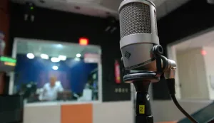 Radio postaja ilustracija