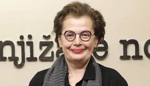 Osijek, 26. 04. 2024., Knjizara Nova, Snjezana Banovic, Kronika sretnih trenutaka, predstavljanje knjigeSNIMIO BRUNO JOBST
