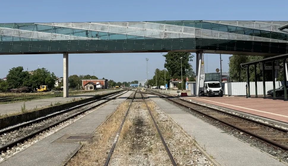 Osijek, 25. 06. 2025., Željeznički kolodvor, željeznički nathodnik, nathodnik, sanacija, kompletna sanacija, dotrajalost, SNIMIO BRUNO JOBST