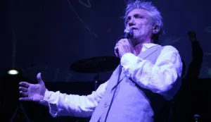 Osijek, 21.10.2017. - koncert Darko Rundek s njegovim bendom, u osjeckom kinu EuropaFoto: Zeljko Sepic