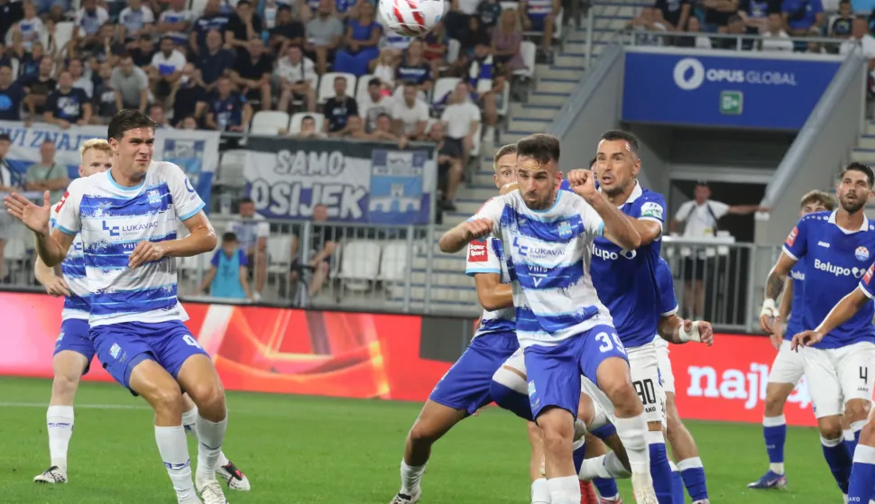 Osijek 30. 08. 2026, Opus Arena, nogomet, Osijek - Slaven Belupo, SuperSport HNL 2026/2027. Domagoj Bukvić.(39)snimio GOJKO MITIĆ