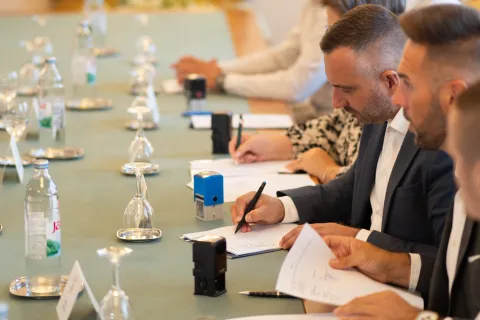Osijek, 9. 9. 2026., Ugovori za postavljanje semafora u u jedinicama lokalne samoupravesemafori; ugovori; općine; županija; promet; sigurnost; ulaganje
