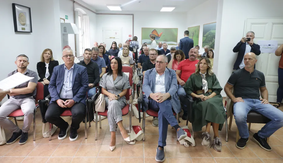 Zlatna Greda, 10. 09. 2026., EKO CENTAR, Zlatna Greda, Panona tour IV, forum o nautičkom turizmu na kontinentu, otvorenje, uvodna predavanja, panel rasprava, Glas Slavonije, HGKSNIMIO BRUNO JOBST