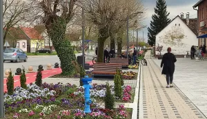 U centru Gradi&scaron;ta, travanj 2023.snimila Marija Le&scaron;ić Omerović