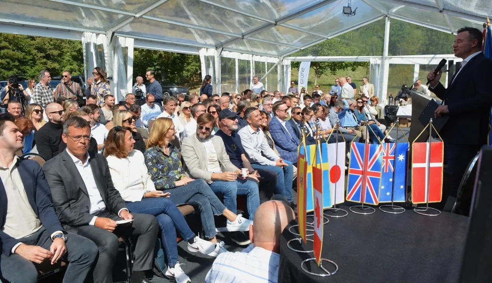 Jastrebarsko, 12.09. 2026. - Na velikom obiteljskom imanju Davorina &Scaron;tetnera u Tihočaju usred Parka prirode Žumberak-Samoborsko gorje danas je održan 4. forum Hrvatske udruge investitora i poslovnih anđela CRANE. foto HINA/ Mladen VOLARIĆ/ tm