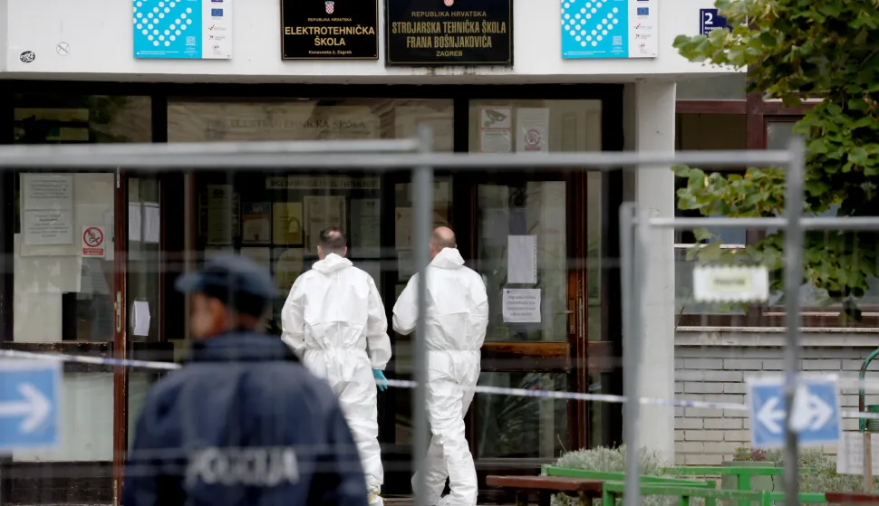 11.09.2026. Zagreb - U odgojno-obrazovnoj ustanovi jedan učenik o&scaron;trim predmetom ozlijedio je drugog učenika i djelatnicu. Učenik koji je nanio ozljede nalazi se pod nadzorom policije. Kriminalističko istraživanje i očevid su u tijeku, a ozlijeđenima je pružena liječnička pomoć. Photo: Zeljko Lukunic/PIXSELL