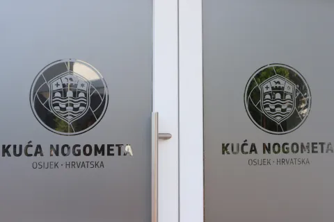 Osijek, 05. 05. 2026, Kuća nogometa, Kupsak ulica. Izvanredna izborna skup&scaron;tina Nogometnao sredi&scaron;ta Osijek...snimio GOJKO MITIĆ