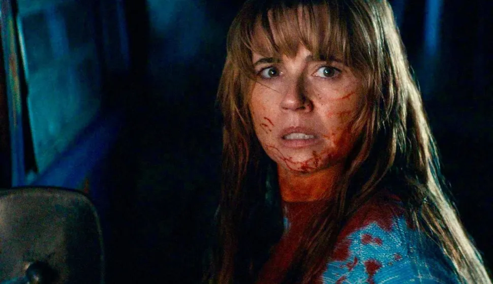 Linda Cardellini u seriji "Crystal Lake" 
