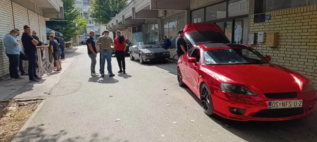 Izložba autića u GČ Tvrđa na Vijencu Ivana Me&scaron;trovića