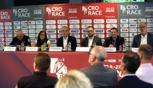Zagreb, 16.09.2026 - Konferencija za medije povodom najave jedanaestog izdanja biciklističke utrke CRO Race. Na fotografiji (L-D) Josip Mataija, Jelena Kolar, Vladimir Miholjević, Luka Mi&scaron;ović, Stjepan Crnokić, Dubravko &Scaron;imenc.foto HINA/ Denis CERIĆ /dc