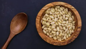 pinjoli pinjoli