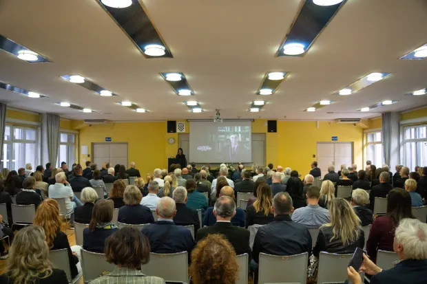 Osijek, 25. 9. 2026., Komemoracija u spomen profesora emeritusa Željka Turkalja, EFOSkomemoracija; Željo Turkalj; sudionici; opro&scaron;taj