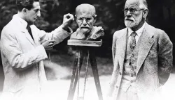 U sklopu priprema za otvorenje izložbe "Portreti epohe: Oscar Nemon i ikone 20. stoljeća" u osječki Muzej likovnih umjetnosti (MLU) u ponedjeljak, 28. rujna, iz Velike Britanije bit će dopremljeno oko 40 vrijednih umjetnina, skulptura, plaketa i medalja, koje će biti dio izložbenog postava.