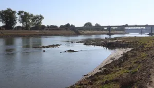 Osijke, 28. 09. 2029, Drava, desna obala, nizak vodostaj. Ostaci starog kupali&scaron;ta Garnika, kod Bastiona.snimio GOJKO MITIĆ
