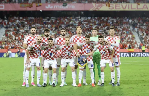 Sevilla, 29.09.2026 - Utakmica Lige nacija, &Scaron;panjolska - Hrvatska. Na slici momčad Hrvatske na početku utakmice.foto HINA/ Daniel KASAP/ ds
