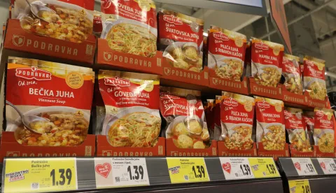 Osijek, 14. 10. 2025, Kaufland Retfala, obilazak Kauflanda pred sutra&scaron;nje otvorenje. Trgovina, proizvodi, police, cijene. ilustracijasnimio GOJKO MITIĆ