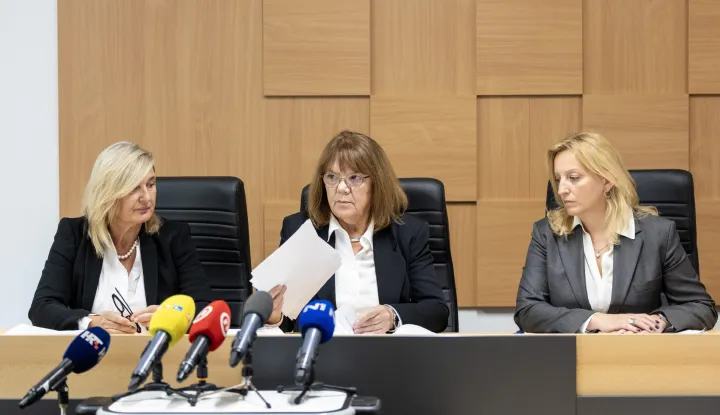 Zagreb, 29.09.2026 - Pripremno roči&scaron;ta povodom tužbe Zagrebačkog holdinga protiv 3 sindikata radi zabrane nezakonitog &scaron;trajka s prijedlogom za izdavanje privremene mjere kod sutkinje izvjestiteljice Ksenije Jakovčević. Na slici sutkinjs izvjestiteljica Ksenija Jakovčević (C).foto HINA/ Damir SENČAR/ ds
