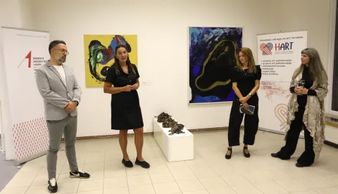 Osijek, 30. 09. 2026, Umjetnos i dobrobit, grupna izložba, Galerija Istarskog narodnog kazali&scaron;ta Pula, Galerija Knifer Osijek, otvorenje.snimio GOJKO MITIĆ