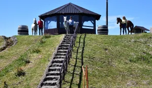 10.05.2021., Garcin - Turisticka atrakcija ranc Ramarin nalazi se u srcu Brodsko - posavske zupanije, izmedju rijeke Save i obronaka Dilja. Ranc se izdvaja vrhunskim grlima raznih sorti konja a posjetiteljima nudi raznoliku ponudu od gastro delicija do biciklisticke voznje brdskim i nizinskim rutama ili stazama za pjesacenje.r"nPhoto: Ivica Galovic/PIXSELL