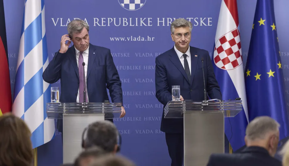 Zagreb, 02.10.2026. - Predsjednik Vlade Andrej Plenković i predsjednik Vlade Savezne pokrajine Bavarske Markus S&ouml;der dali su izjave za medije nakon sastanka u Banskim dvorima.Na fotografiji Markus S&ouml;der, Andrej Plenković.foto HINA/ Edvard &Scaron;U&Scaron;AK /es