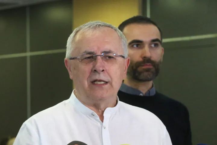 Osijek, 05. 10. 2026, Hotel Osiijek - dvorana Javor, konferencija za medije čelnika triju obrazovnih sindikata, Željko Stipić, Preporod.snimio GOJKO MITIĆ