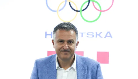 Zagreb, 11.09.2026. - Sporta&scaron;i i sporta&scaron;ice koji su osvojili medalje na Mediteranskim igrama u Tarantu okupili su se u prostorijama Hrvatskog olimpijskog odbora (HOO) uoči odlaska na prijem u Ured predsjednika. Na fotografiji v.d. glavnog tajnika HOO-a Mihael Trkulja. foto HINA/ Lana SLIVAR/ ls